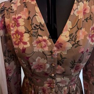 Gal meets Glam Floral Button-Down Dress